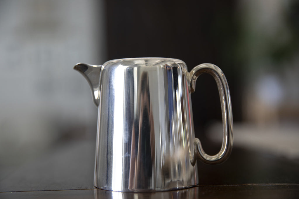 Hôtel Silver Vintage Pitcher
