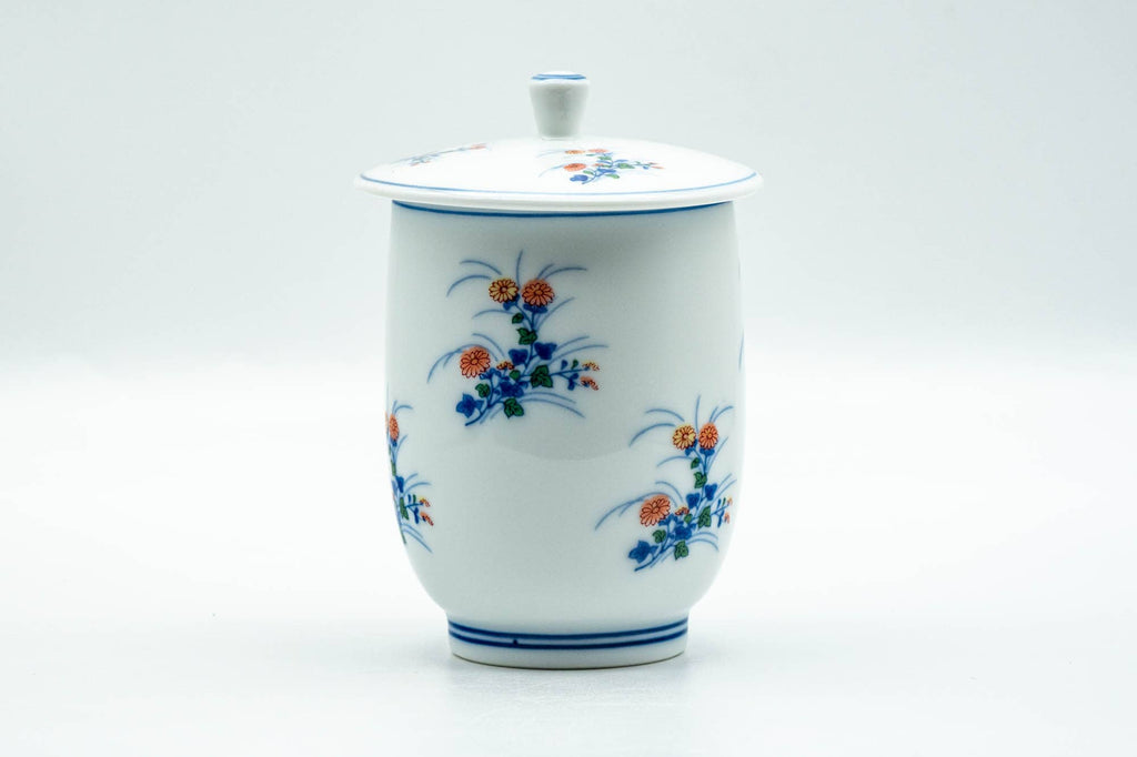 Japanese Teacup - Floral White Porcelain Arita-yaki Lidded Yunomi - 150ml