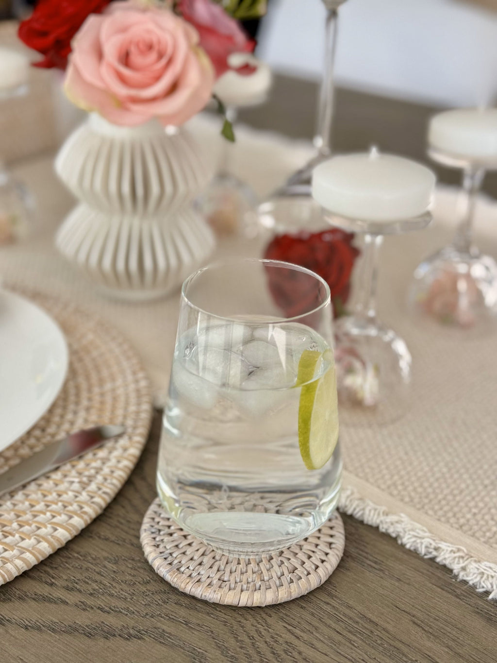 La Jolla Round Rattan Coasters with Holder, Set of 6