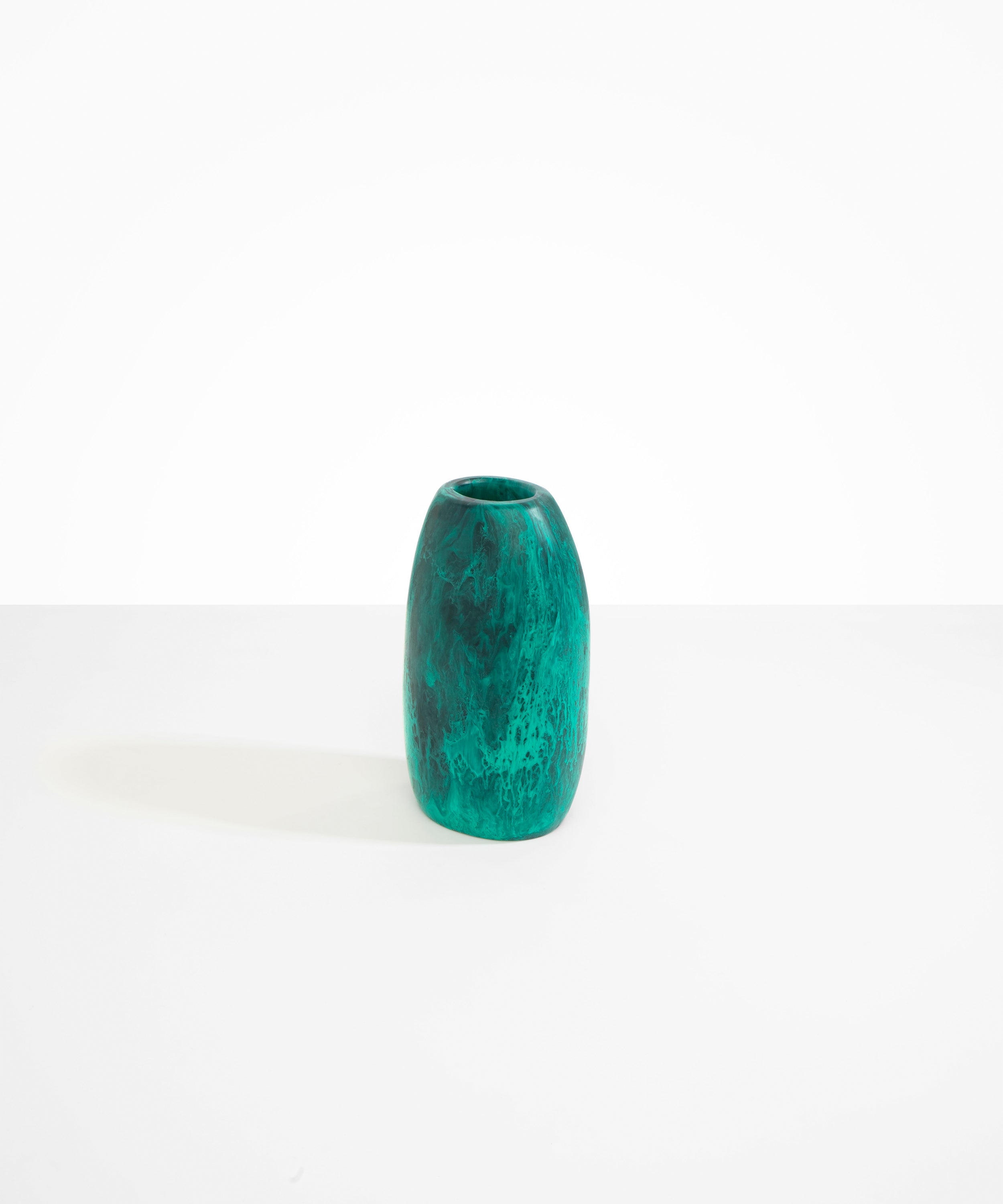 Medium Pebble Vase