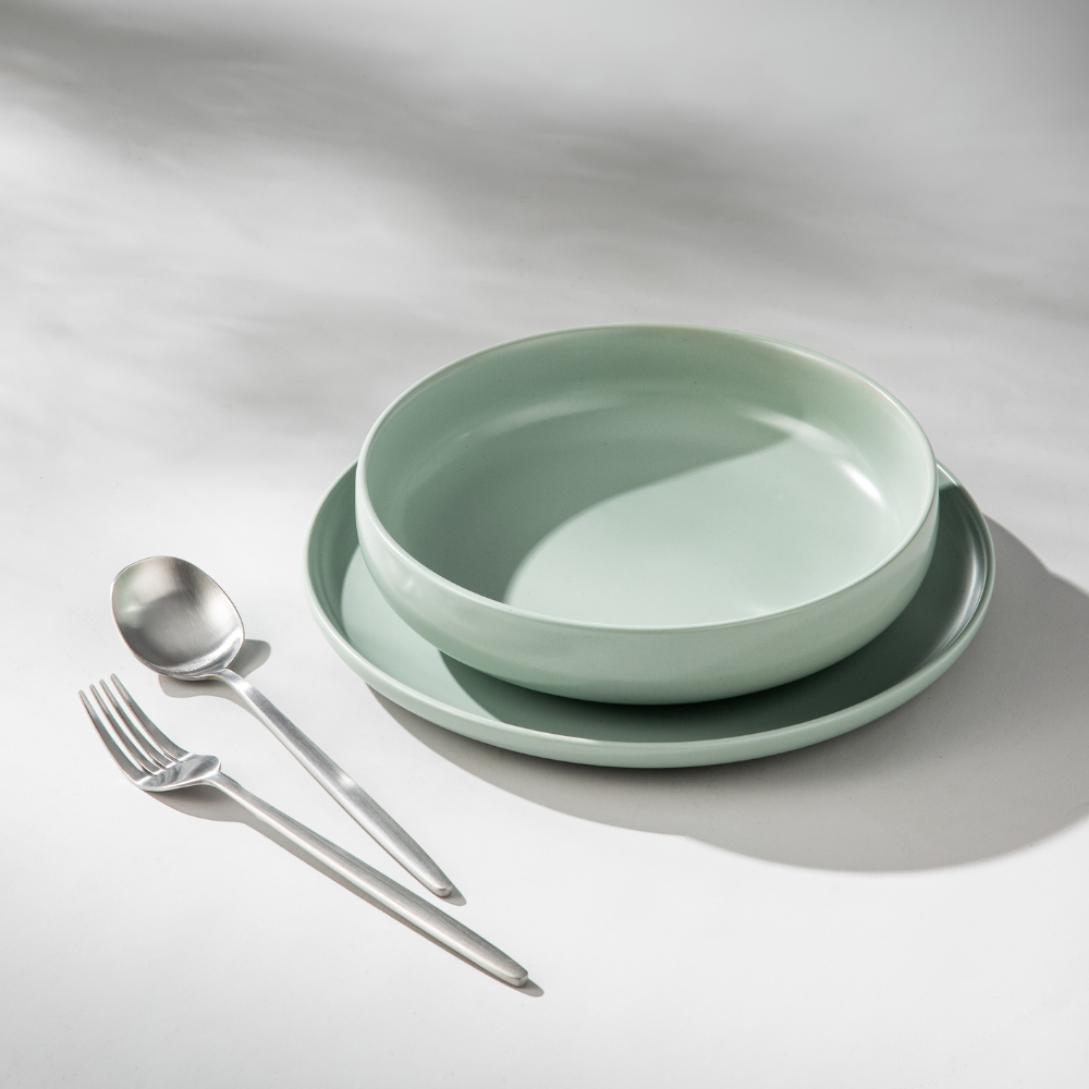Dinnerware Set