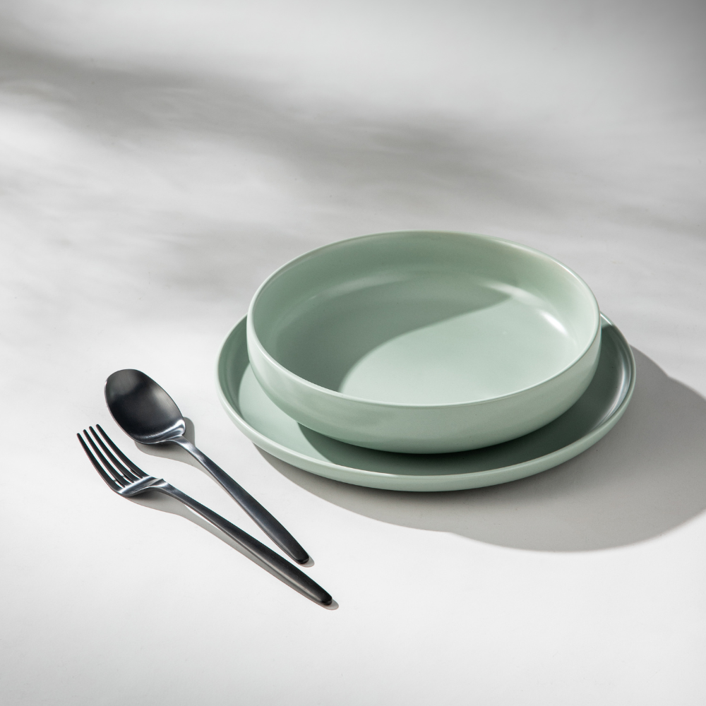 Dinnerware Set
