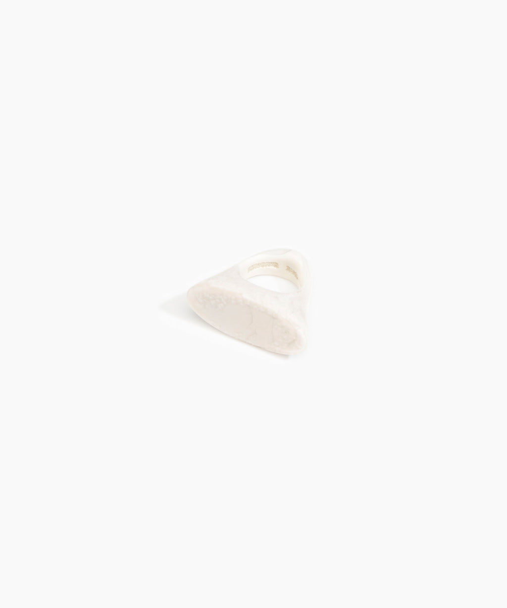 Shield Ring