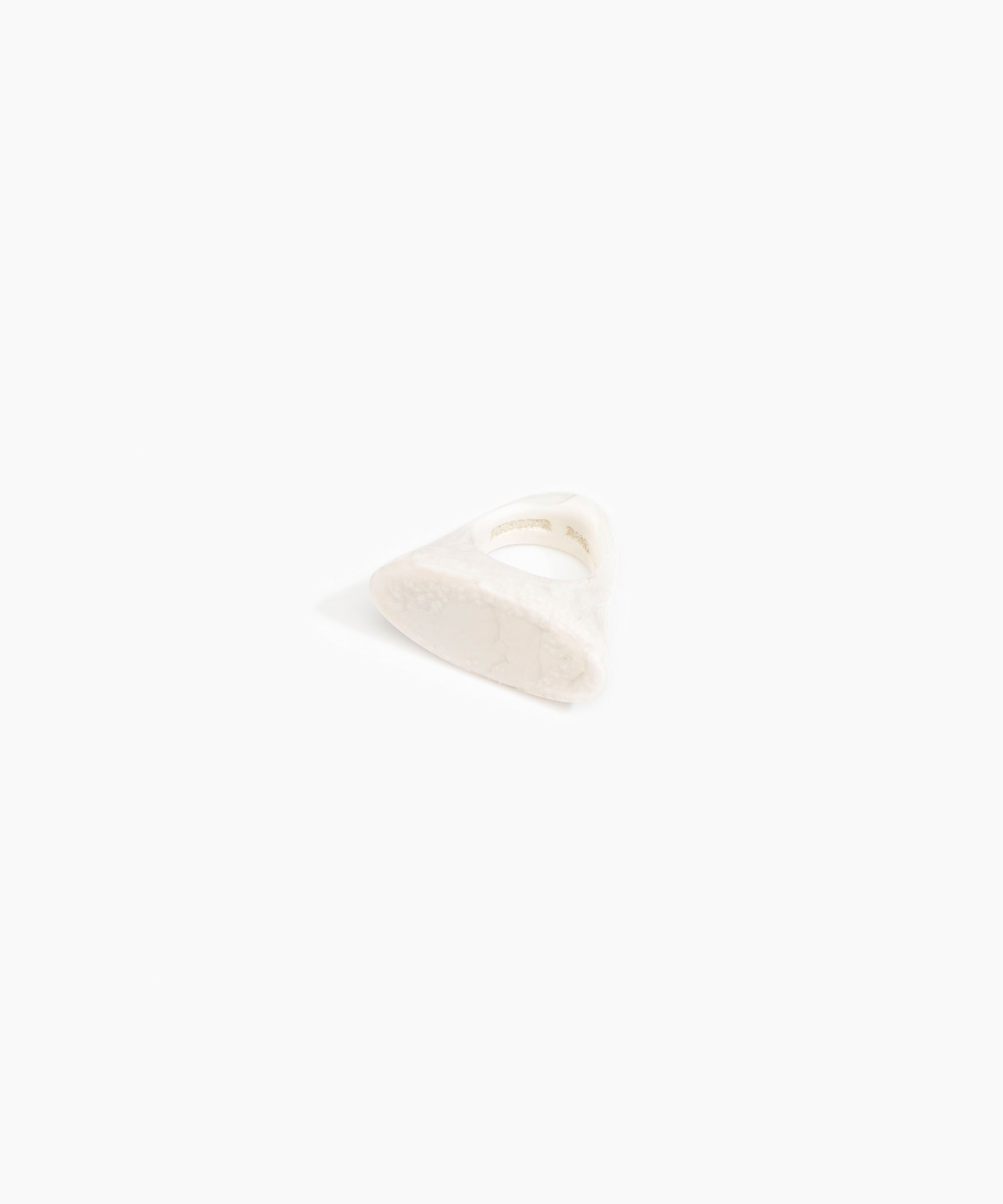 Shield Ring