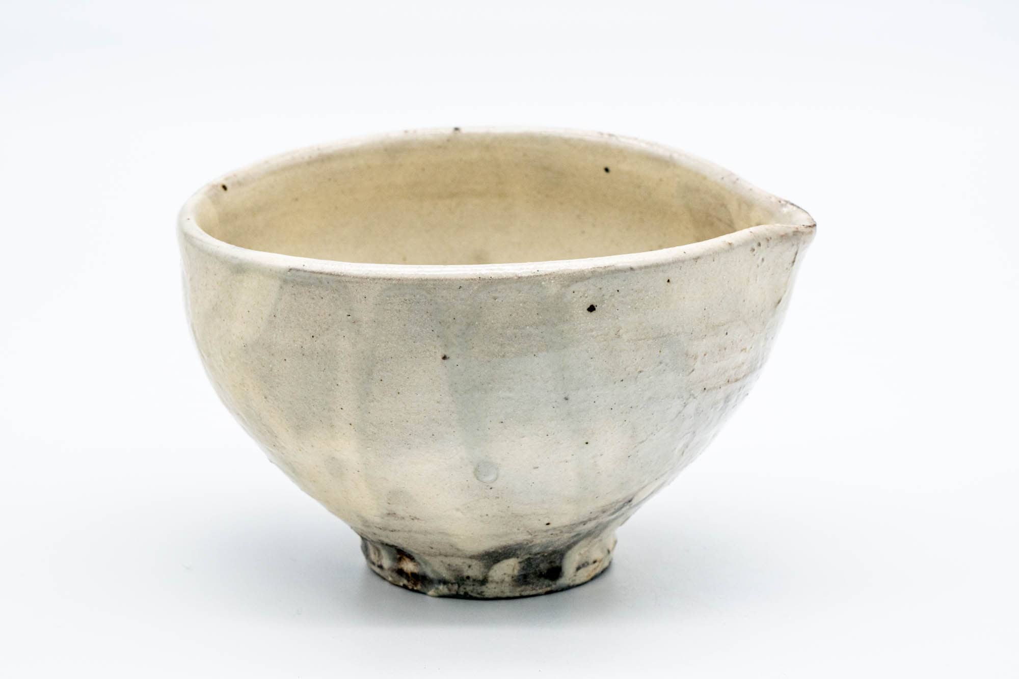 Kohiki Kyo-yaki Spouted Matcha Bowl - 250ml