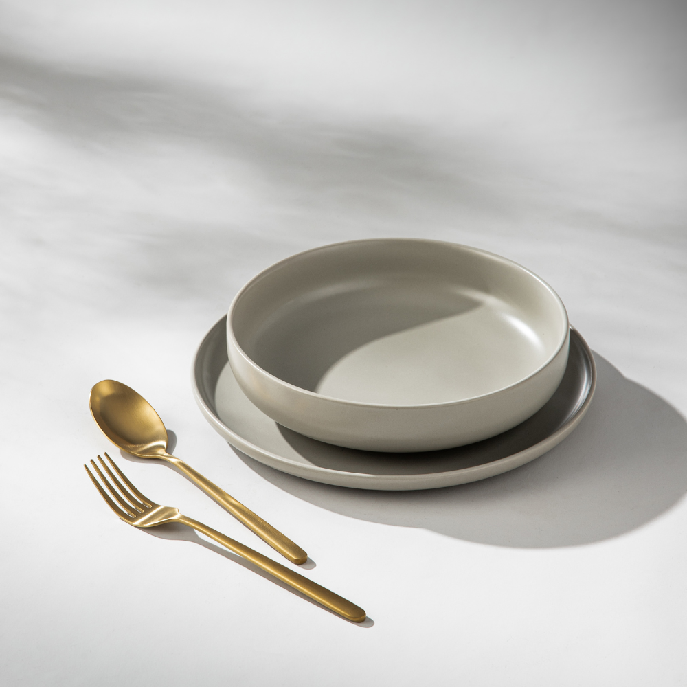 Dinnerware Set