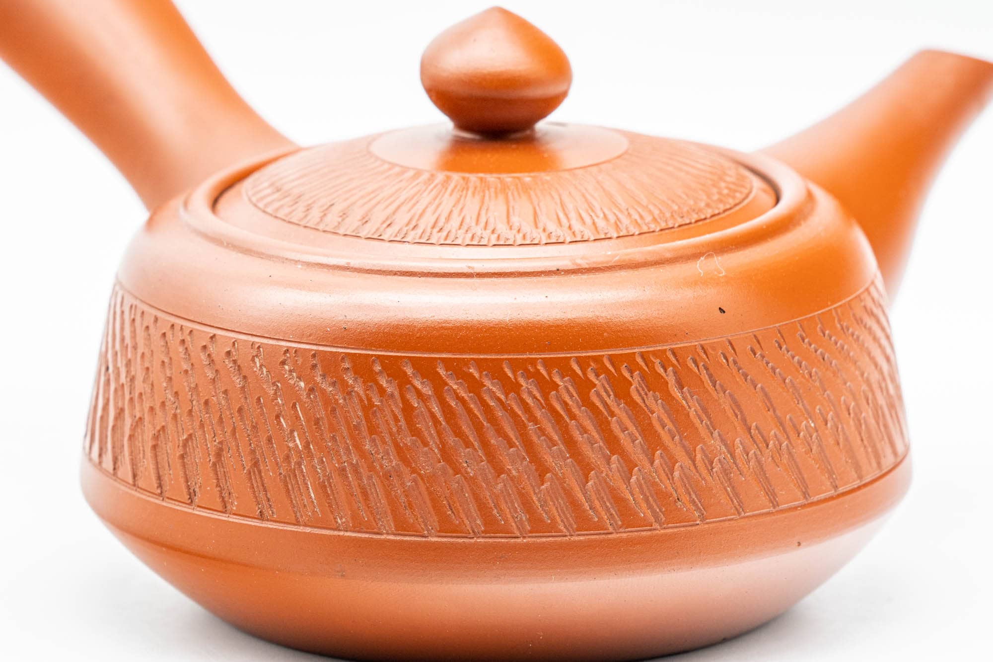 Japanese Kyusu - Red Shudei Tochiri Tokoname-yaki Debeso Teapot - 220ml