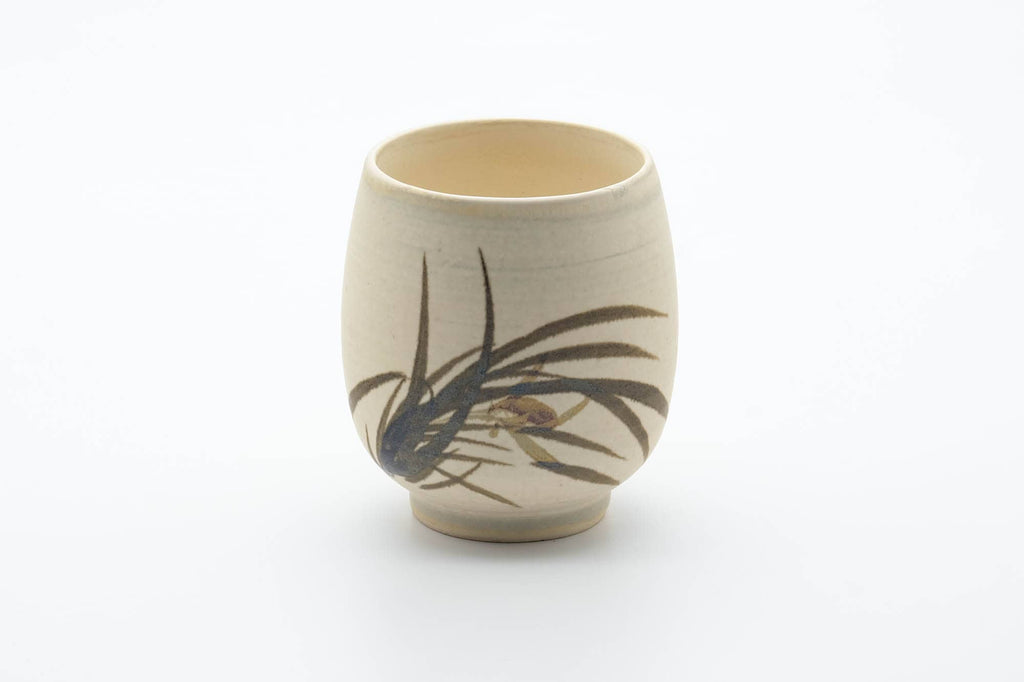 Japanese Teacup - Large Long Grass Beige Glazed Yunomi - 240ml