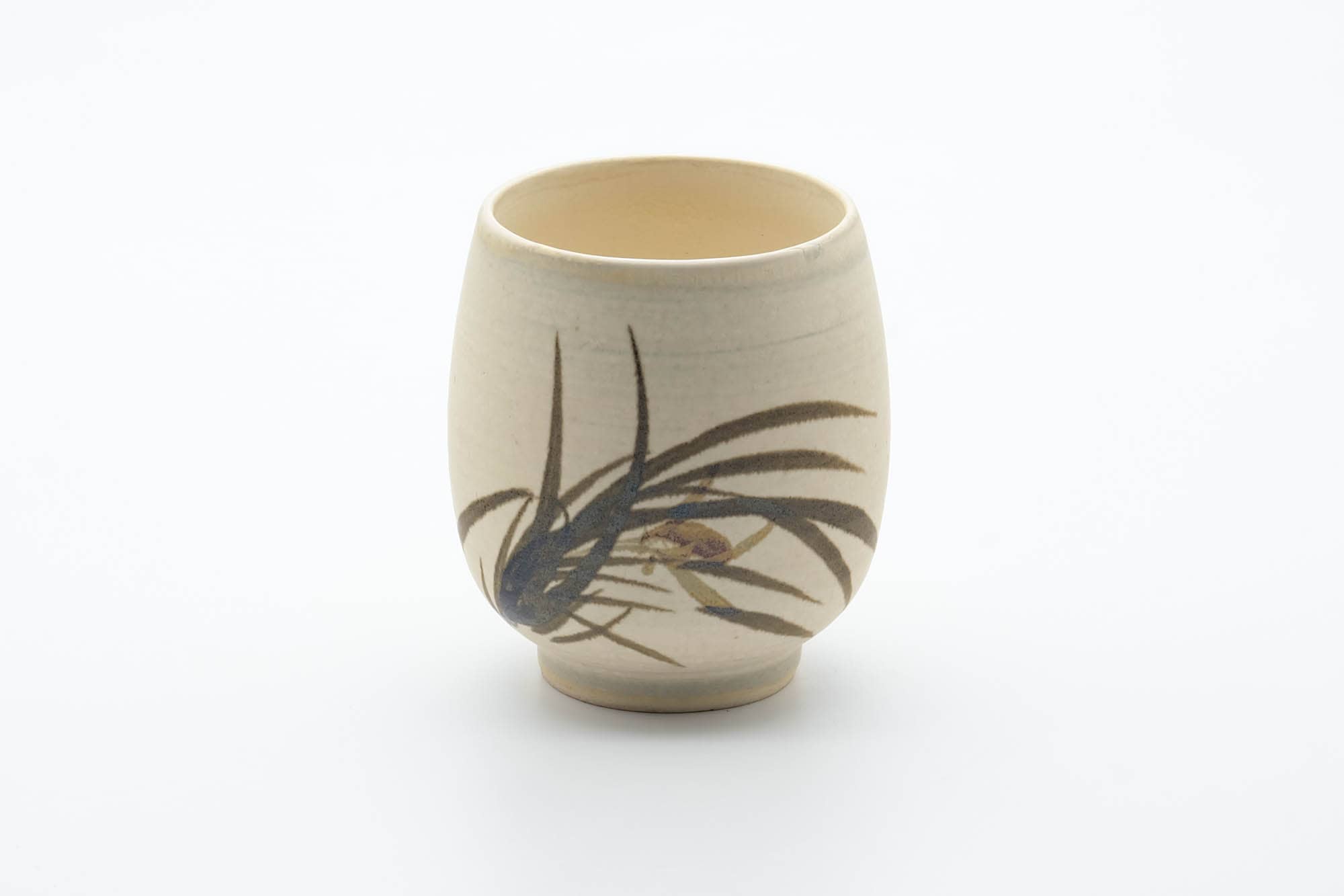 Japanese Teacup - Large Long Grass Beige Glazed Yunomi - 240ml