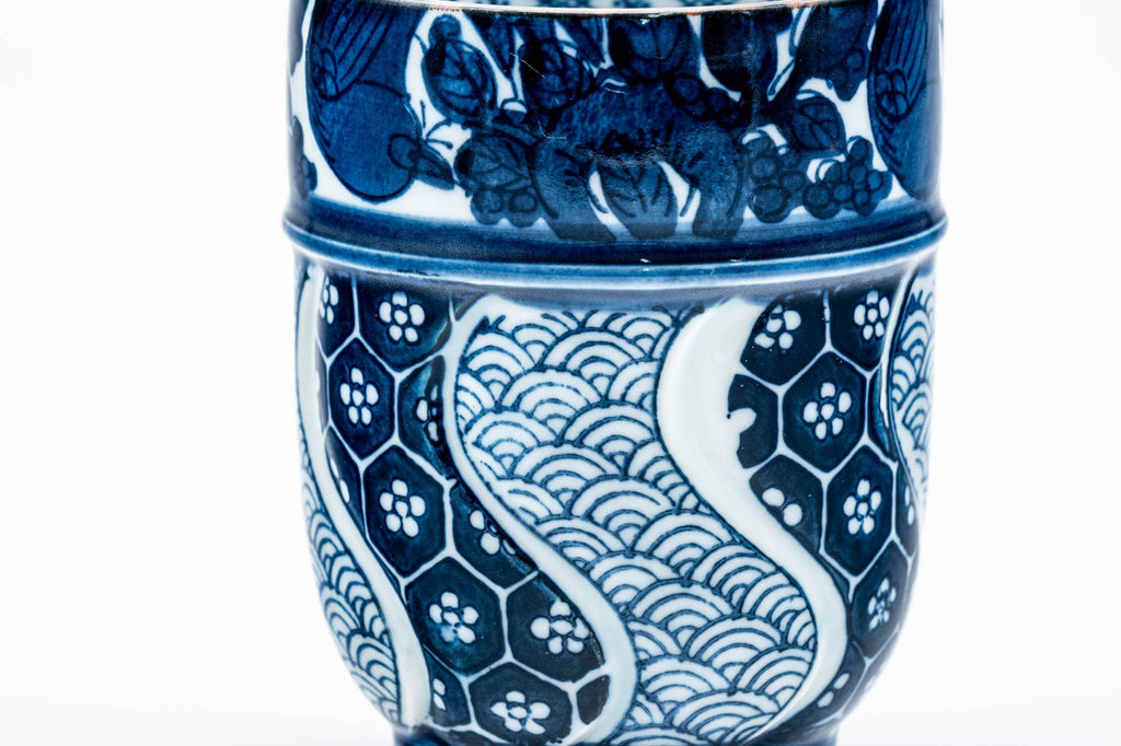 Japanese Teacup - Blue Wavy Geometric Arita-yaki Yunomi - 200ml
