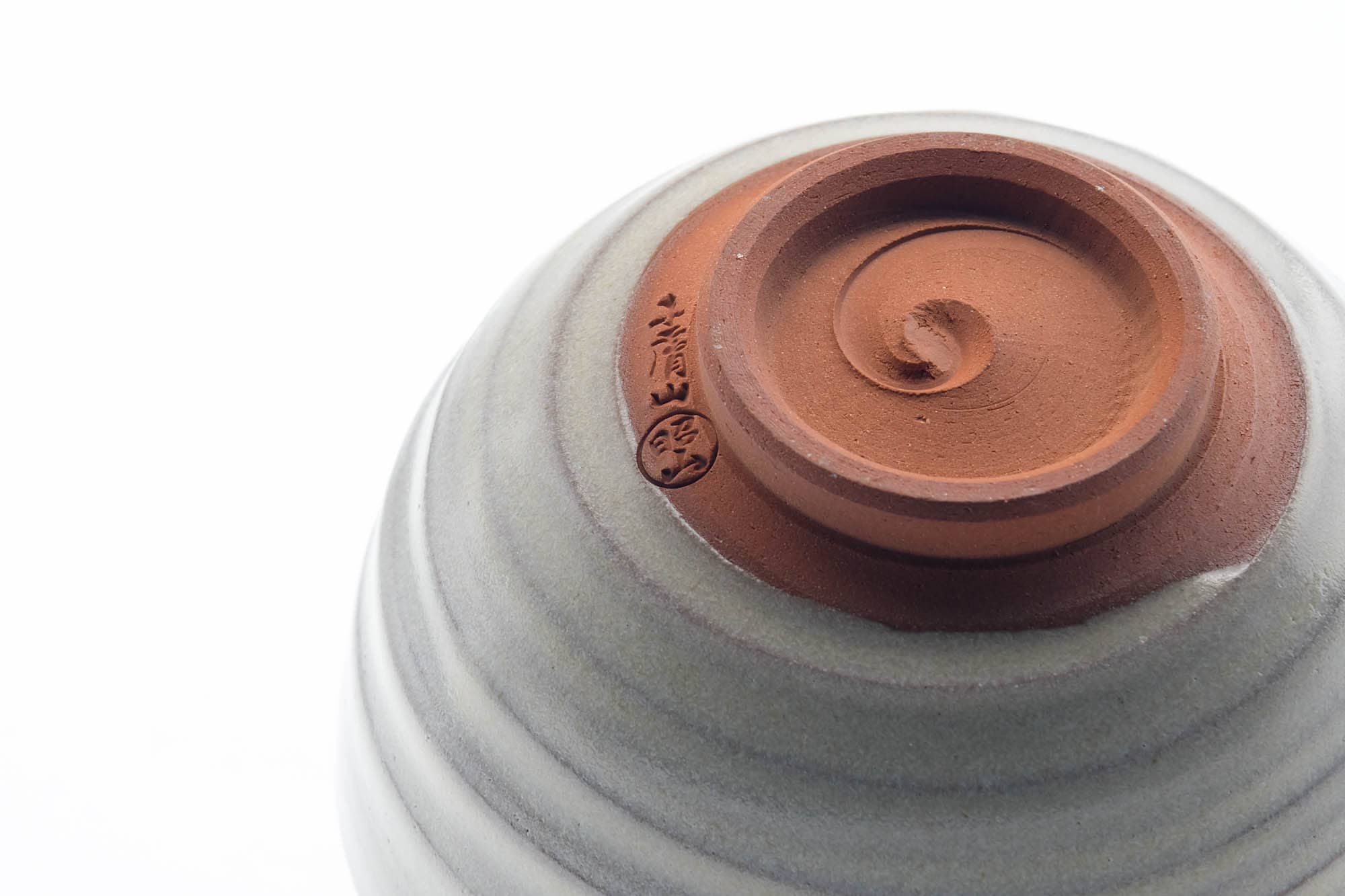 Japanese Matcha Bowl - Milky Grey White Glazed Spiraling Kiyomizu-yaki Chawan - 400ml