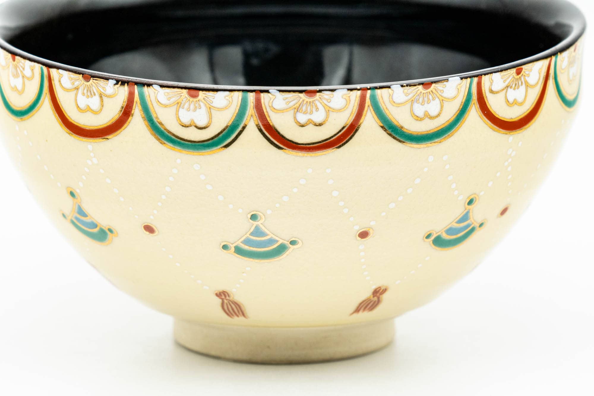 Japanese Matcha Bowl - Sakura Cherry Blossoms Geometric Black Inner-Glazed Kyo-yaki Chawan - 250ml