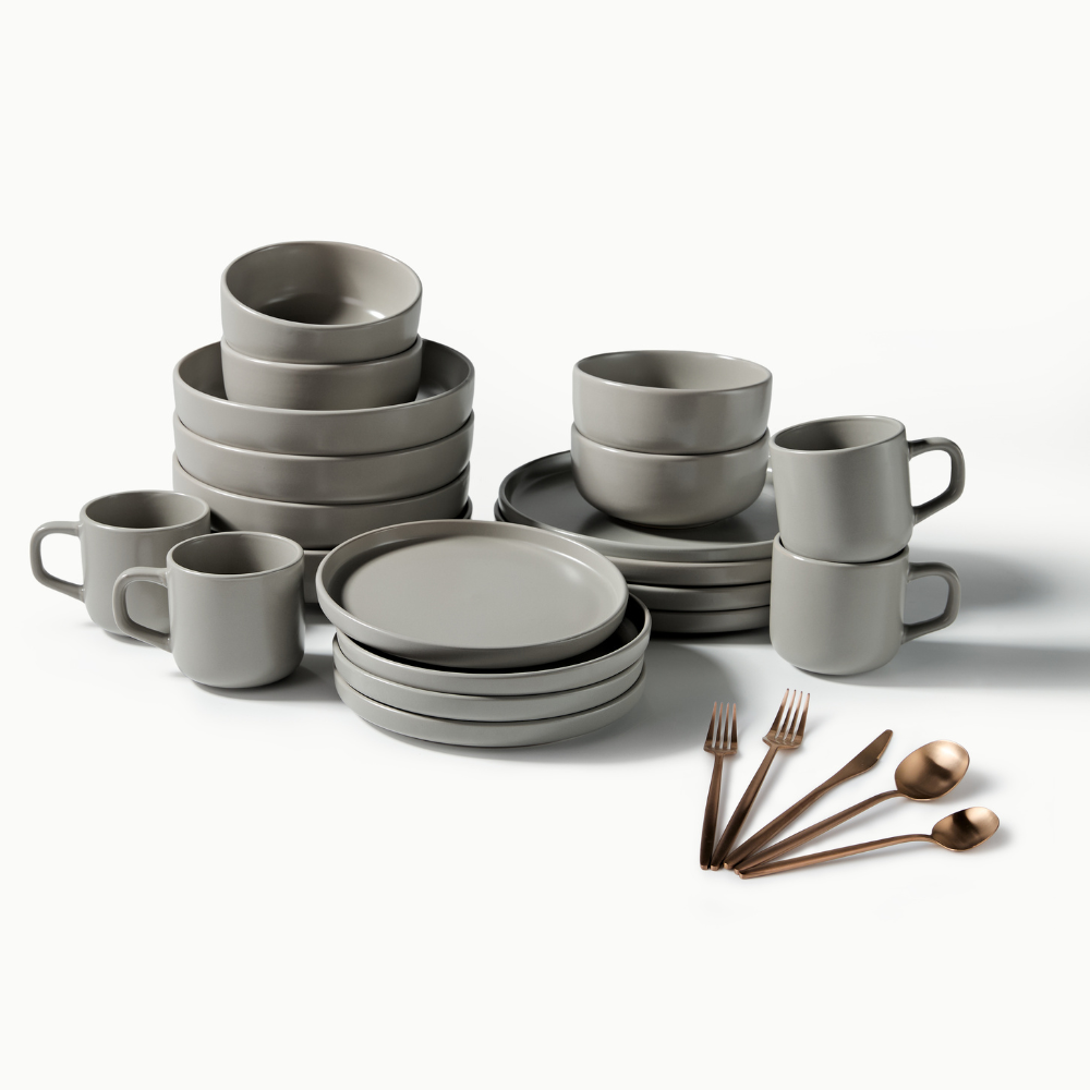 Dinnerware Set
