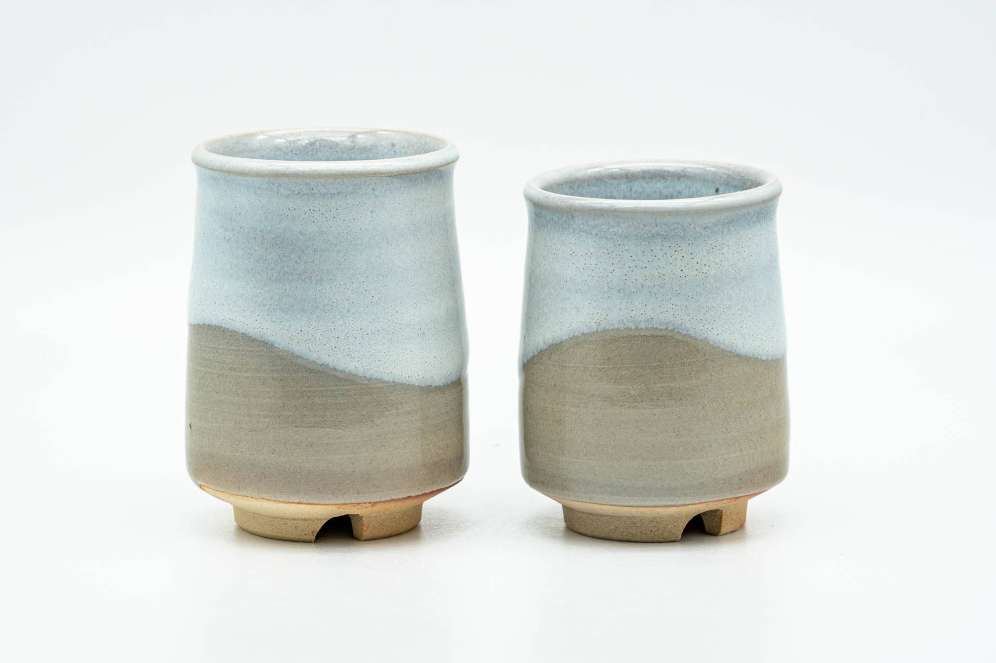 Japanese Teacups - Pair of Beige White Glazed Hagi-yaki Meoto Yunomi in Wooden Box