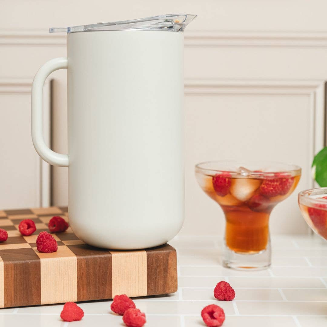 Vacuum-Insulated 2-Liter Pitcher in Bone