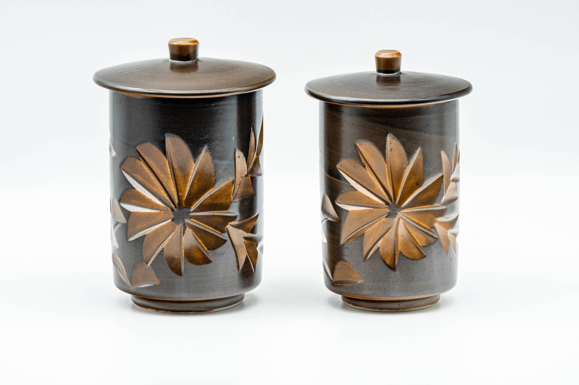 Japanese Teacups - Pair of Brown Floral Tsutsu-gata Lidded Meoto Yunomi