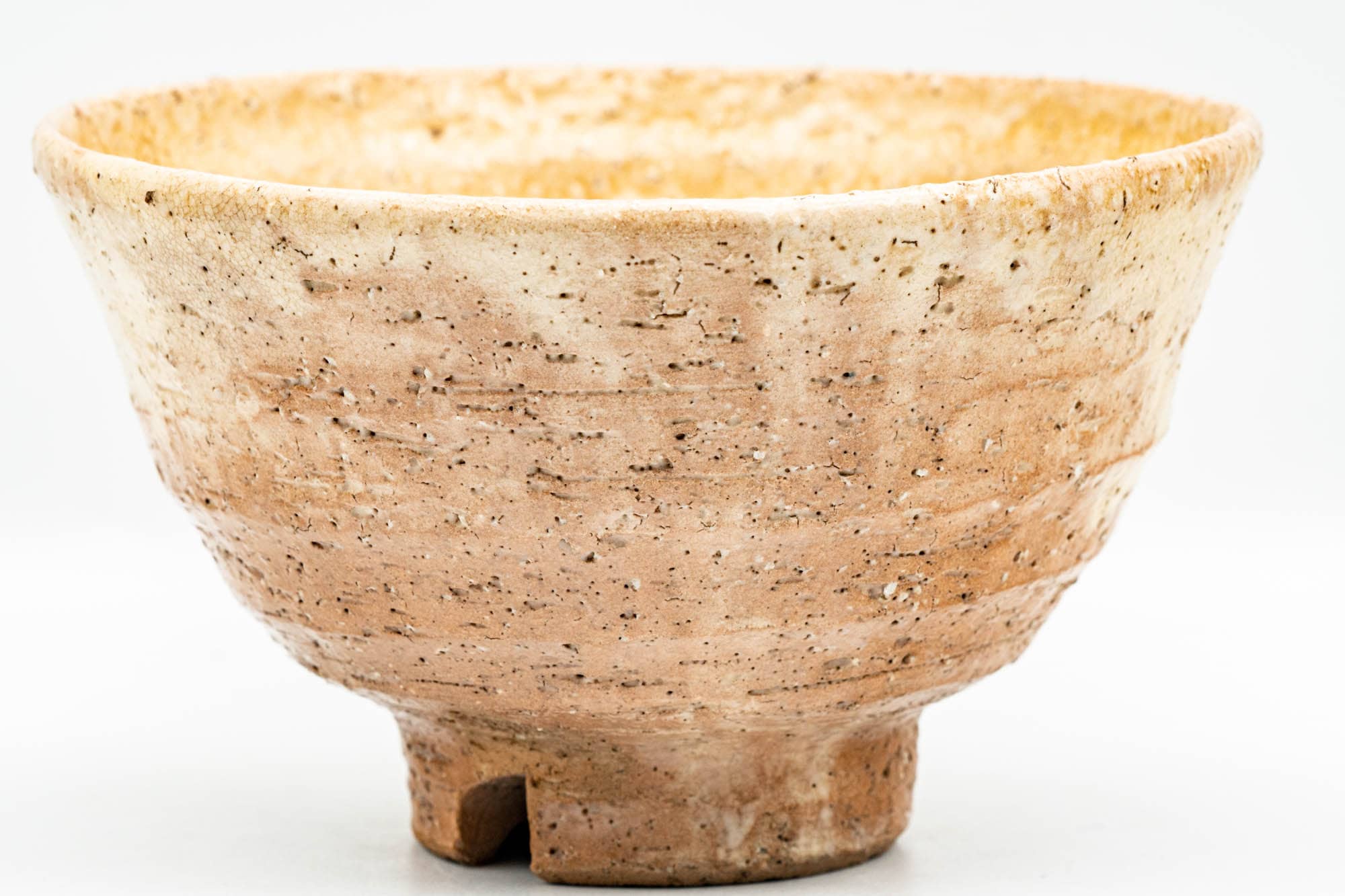 Japanese Matcha Bowl - 大井戸 Beige Biwa-iro Milky Glazed Ido-gata Chawan - 300ml