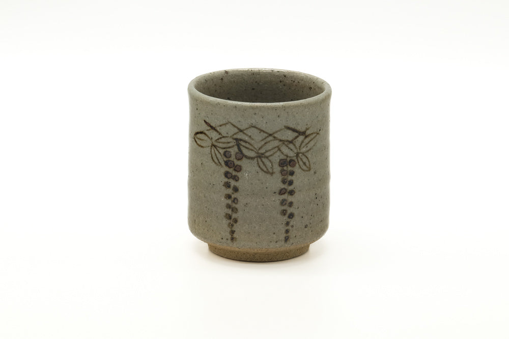 Japanese Teacup - Grey Grapevine Yunomi - 185ml