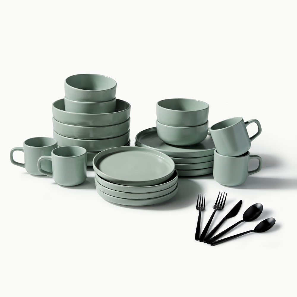 Dinnerware Set