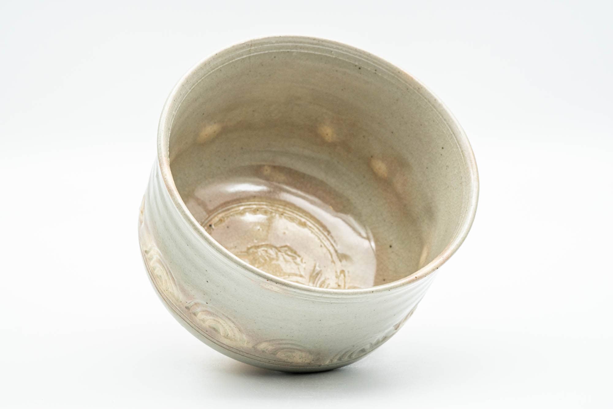 Japanese Matcha Bowl - 香雲 Miyagawa Kouun - Wave Engraved Kyo-yaki Dojimari-gata Chawan - 350ml