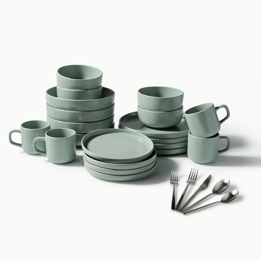 Dinnerware Set