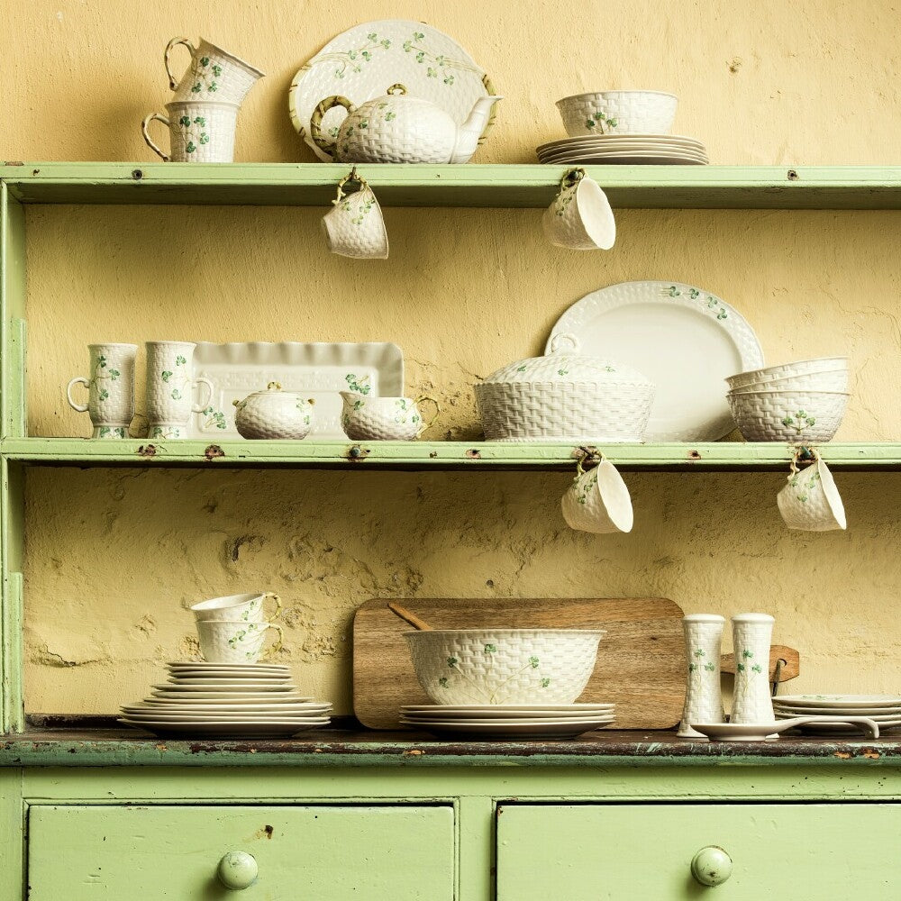Belleek Classic Shamrock 16 Piece Dining Set