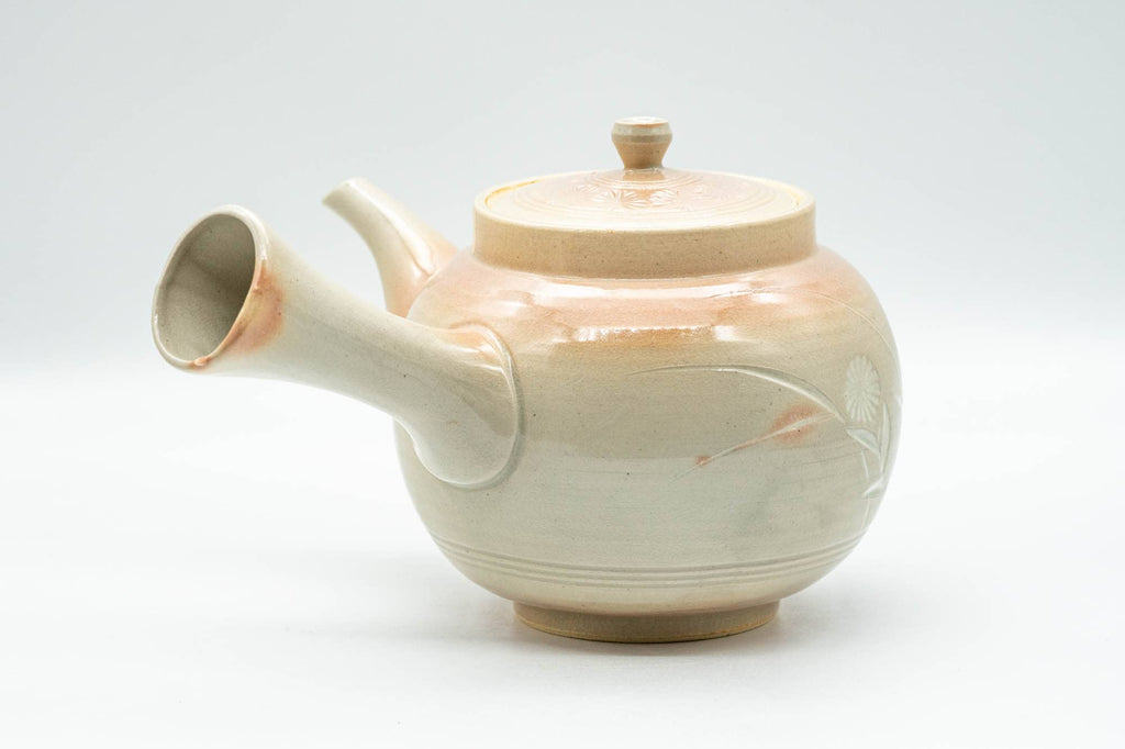 Japanese Kyusu - Beige Pink Chrysanthemum Hagi-yaki Do-ake Teapot - 400ml