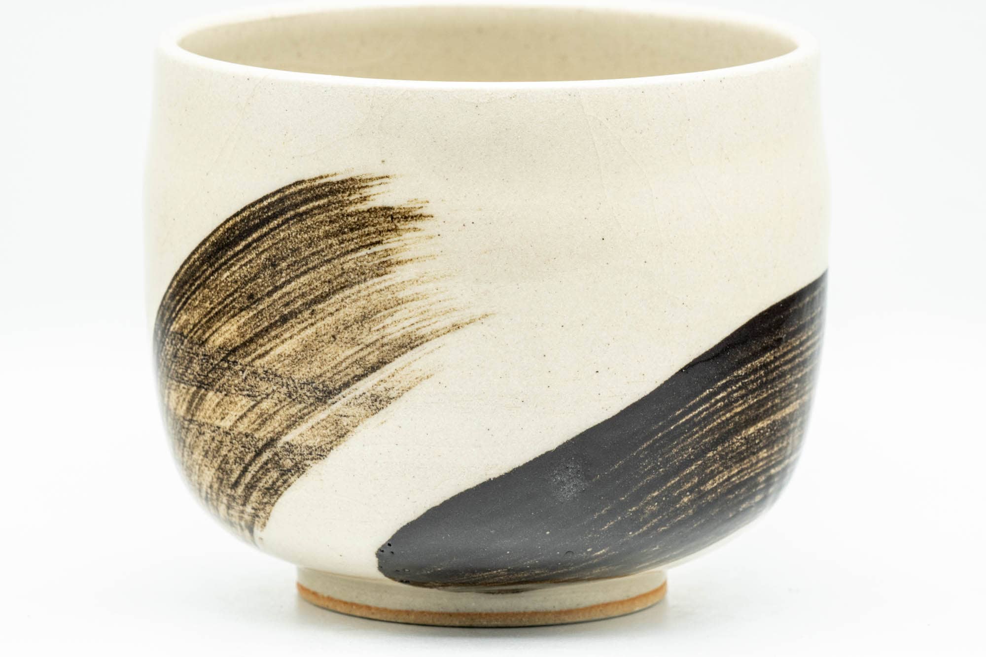 Japanese Matcha Bowl - Black Brush Glazed Beige Winter Chawan - 400ml