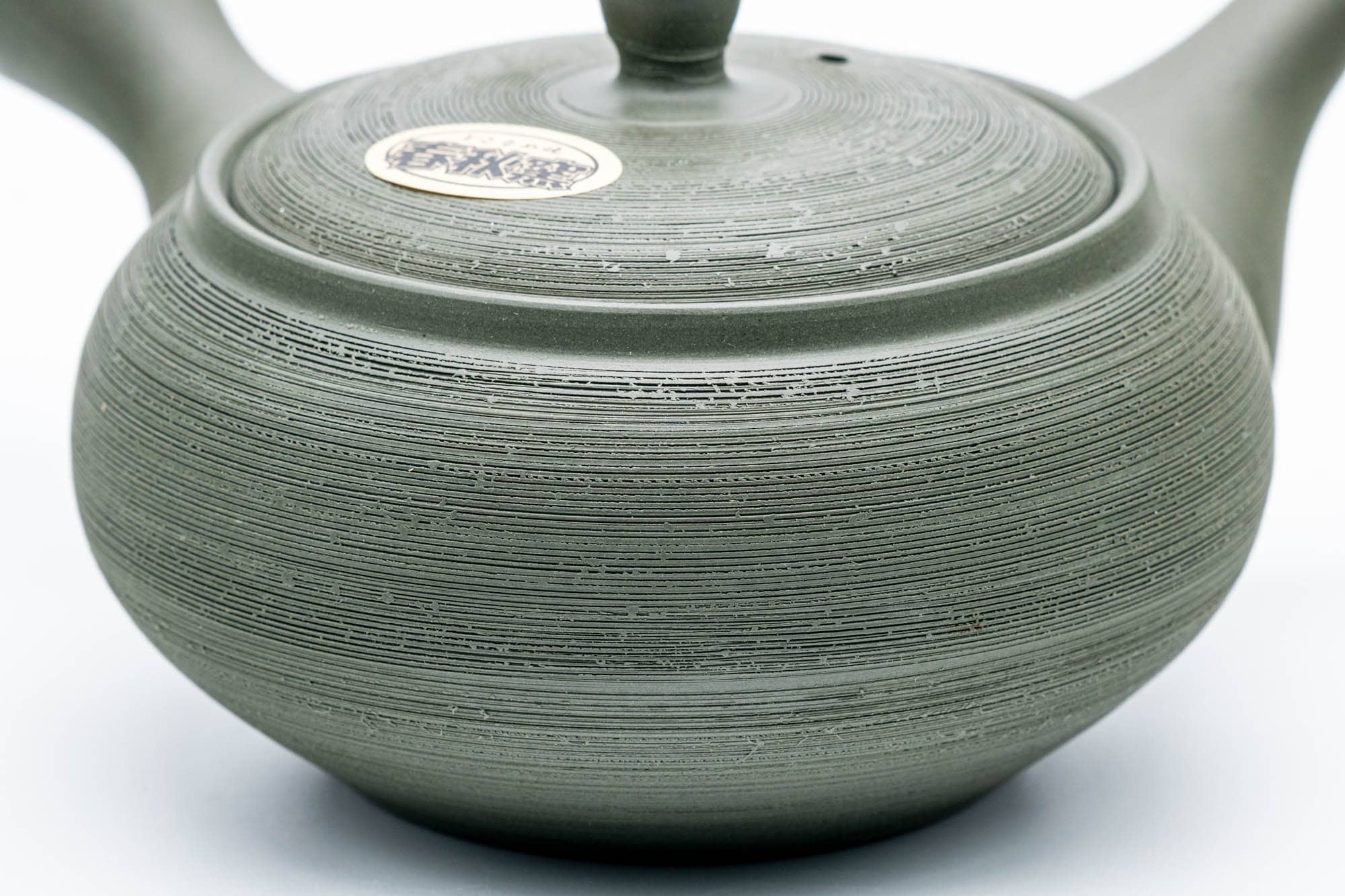 Ryokudei Pine Bark Textured Tokoname Teapot - 320ml