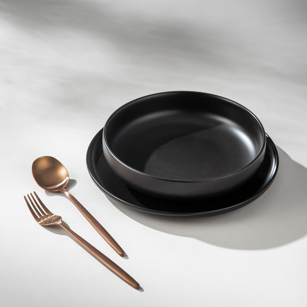 Dinnerware Set
