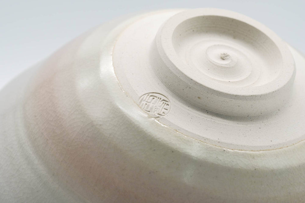 Japanese Matcha Bowl - Beige Pink Spiraling Kyo-yaki Summer Chawan - 150ml