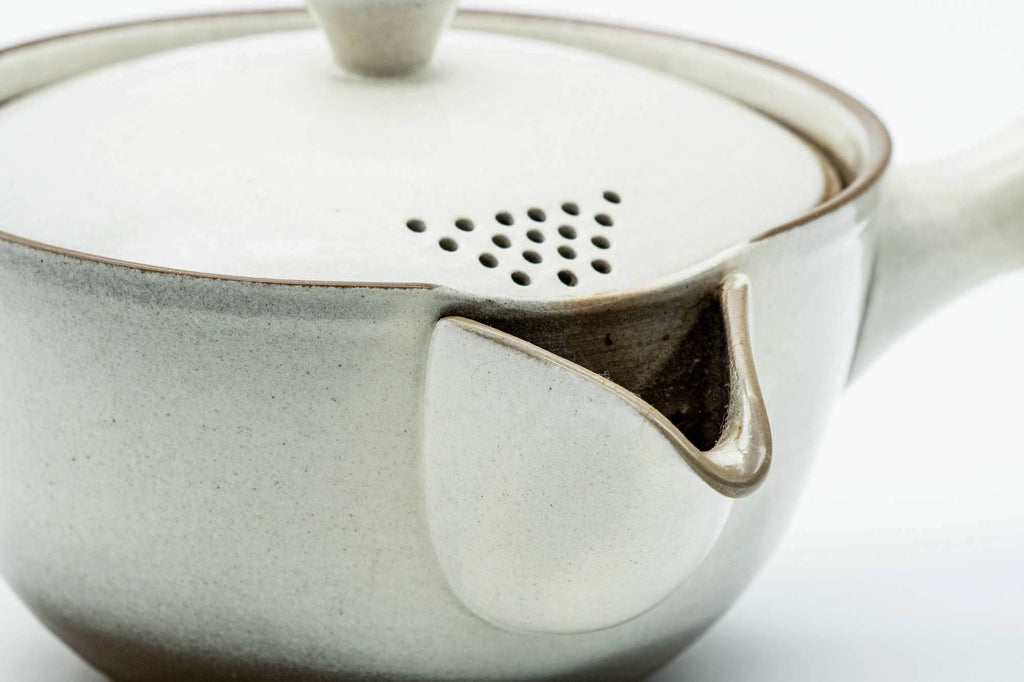 Japanese Kyusu - White Glazed Ceramic Filter Teapot - 340ml