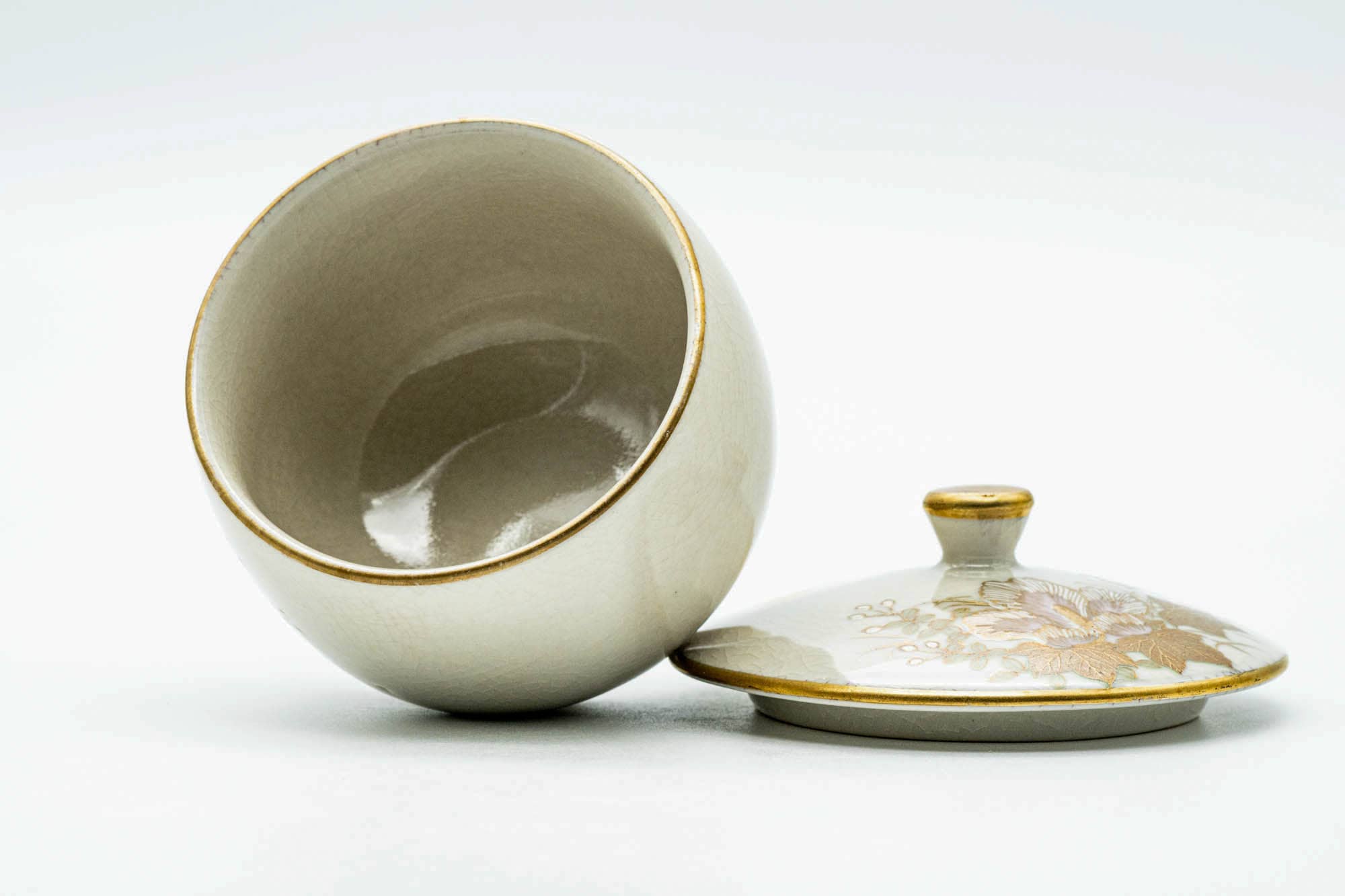 Japanese Teacup - Gold Floral Kutani-yaki Lidded Yunomi - 150ml
