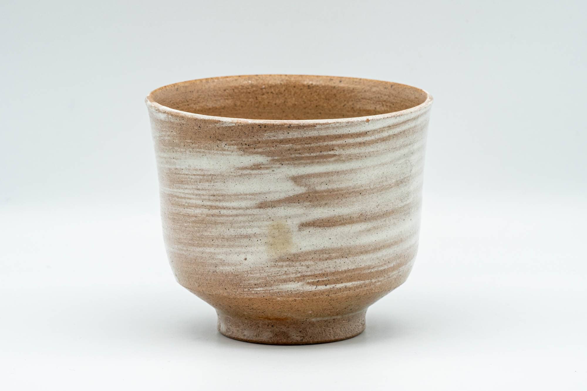 Japanese Matcha Bowl - Beige White Hakeme Glazed Hantsutsu-gata Chawan - 300ml