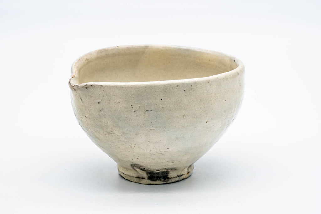 Kohiki Kyo-yaki Spouted Matcha Bowl - 250ml