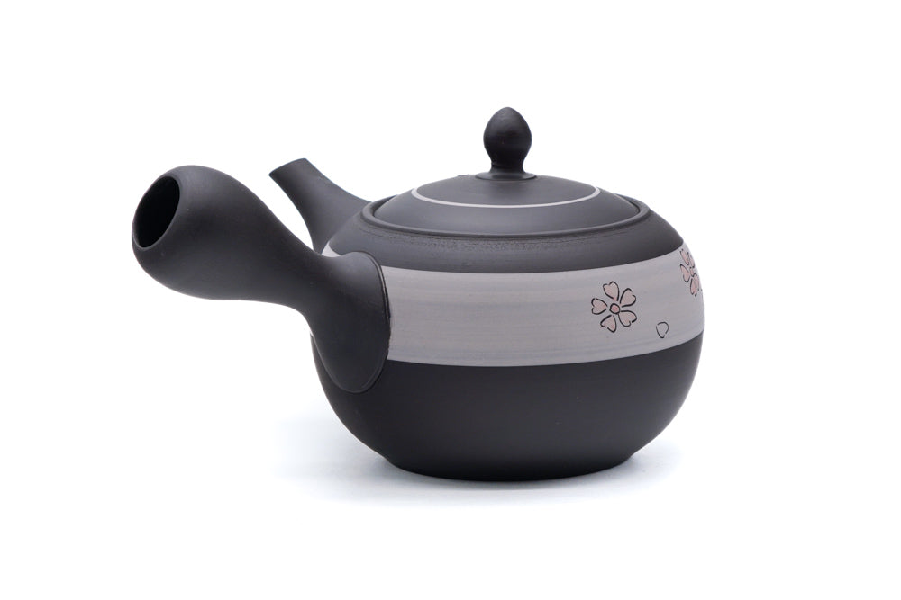 Large Sakura Tokoname Mesh Strainer Teapot - 540ml
