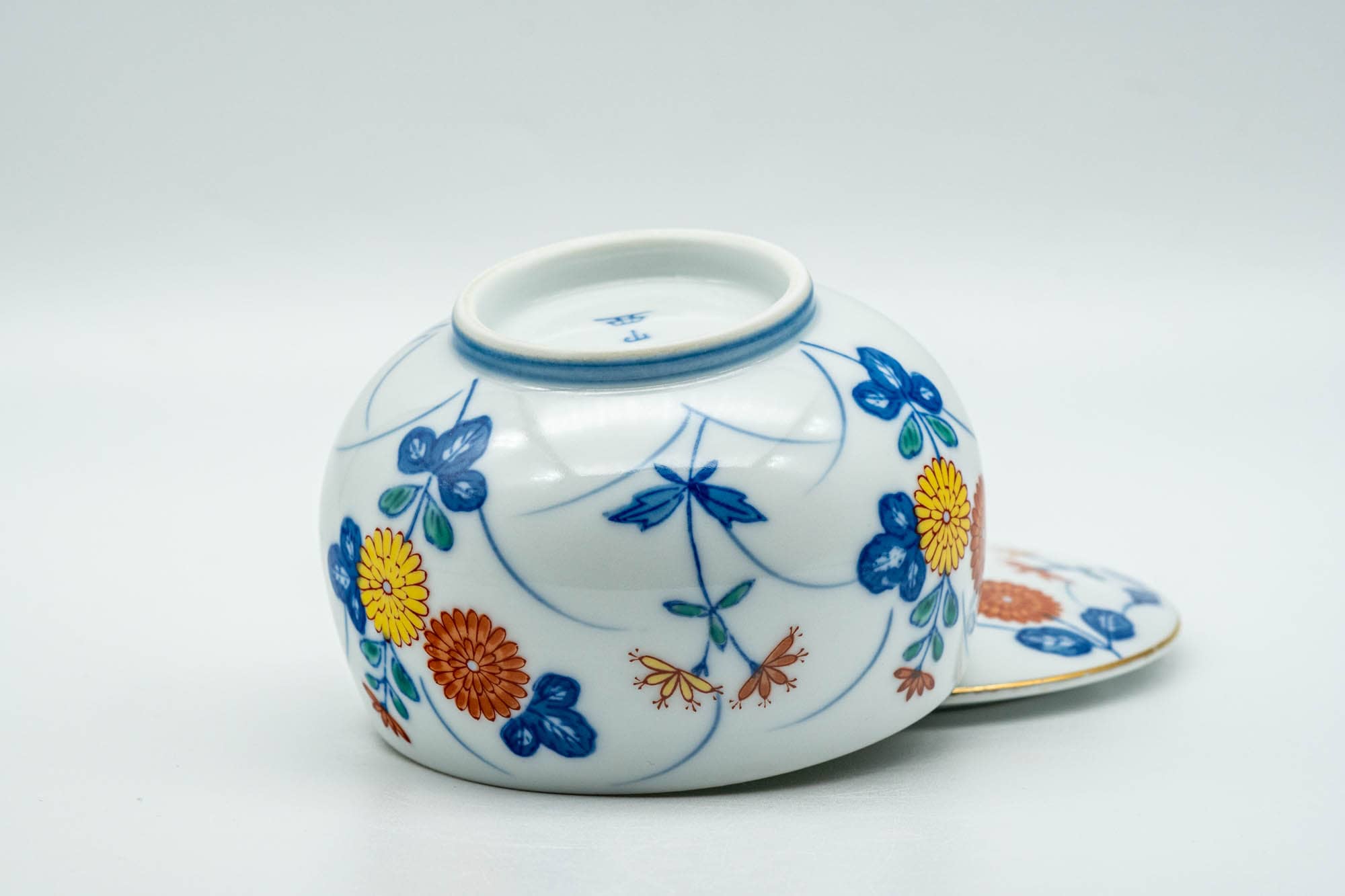 Japanese Teacup - Floral Blue Arita-yaki Lidded Yunomi - 150ml