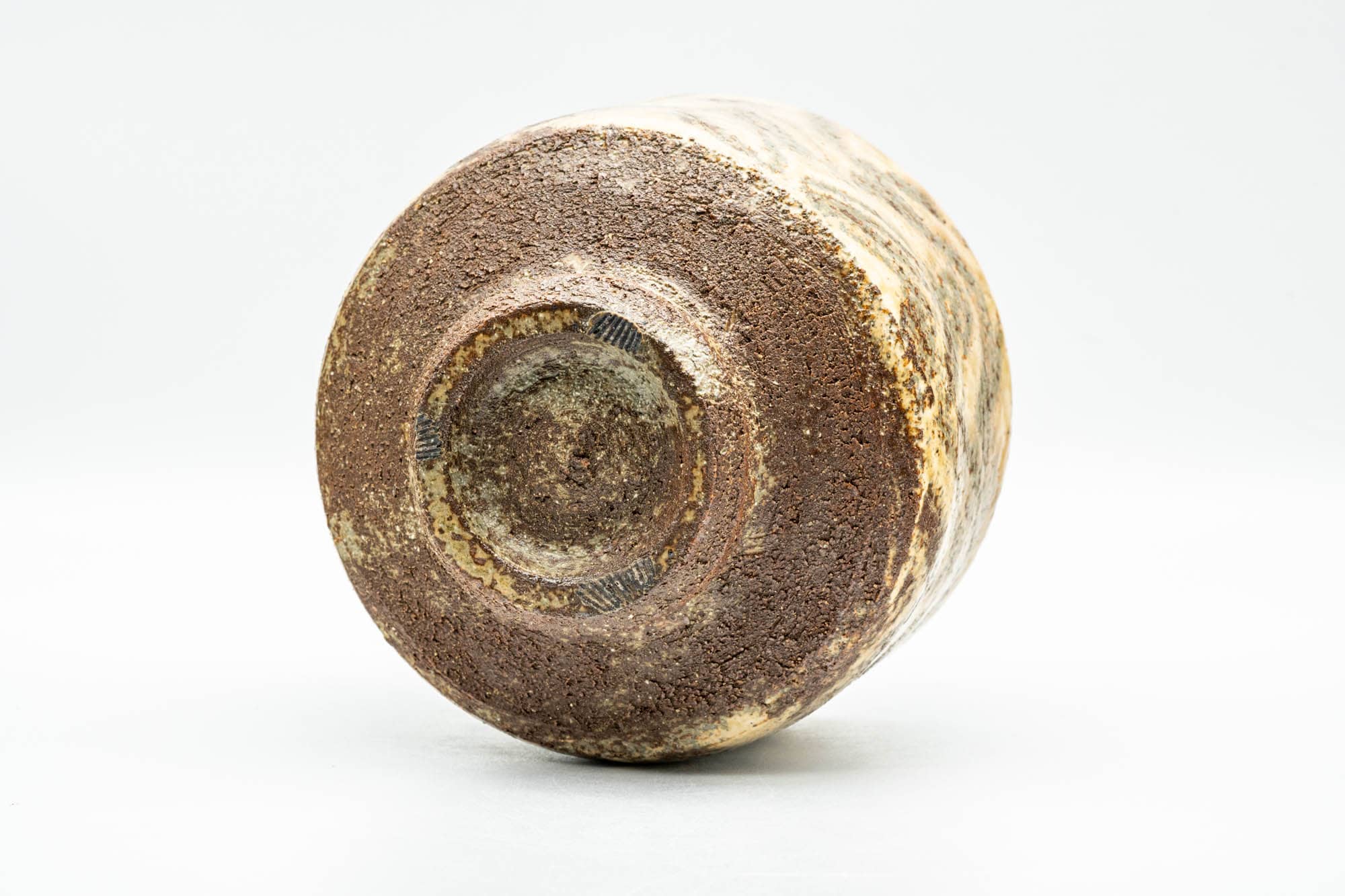 Japanese Matcha Bowl - Beige Mountainous Textured Glaze Chawan - 400ml