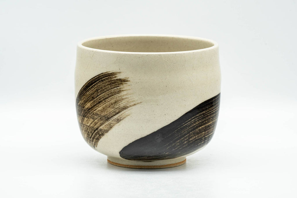 Japanese Matcha Bowl - Black Brush Glazed Beige Winter Chawan - 400ml