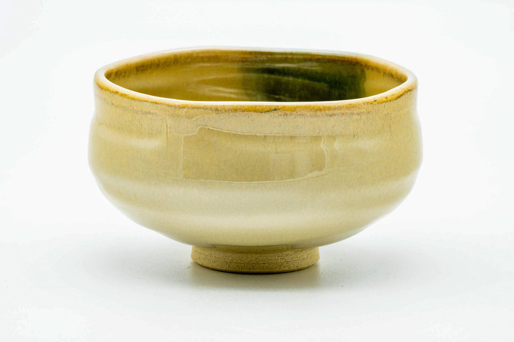 Japanese Matcha Bowl - 赤膚山 Akiyama Kiln - Beige Green Drip-Glazed Akahada-yaki Chawan - 250ml