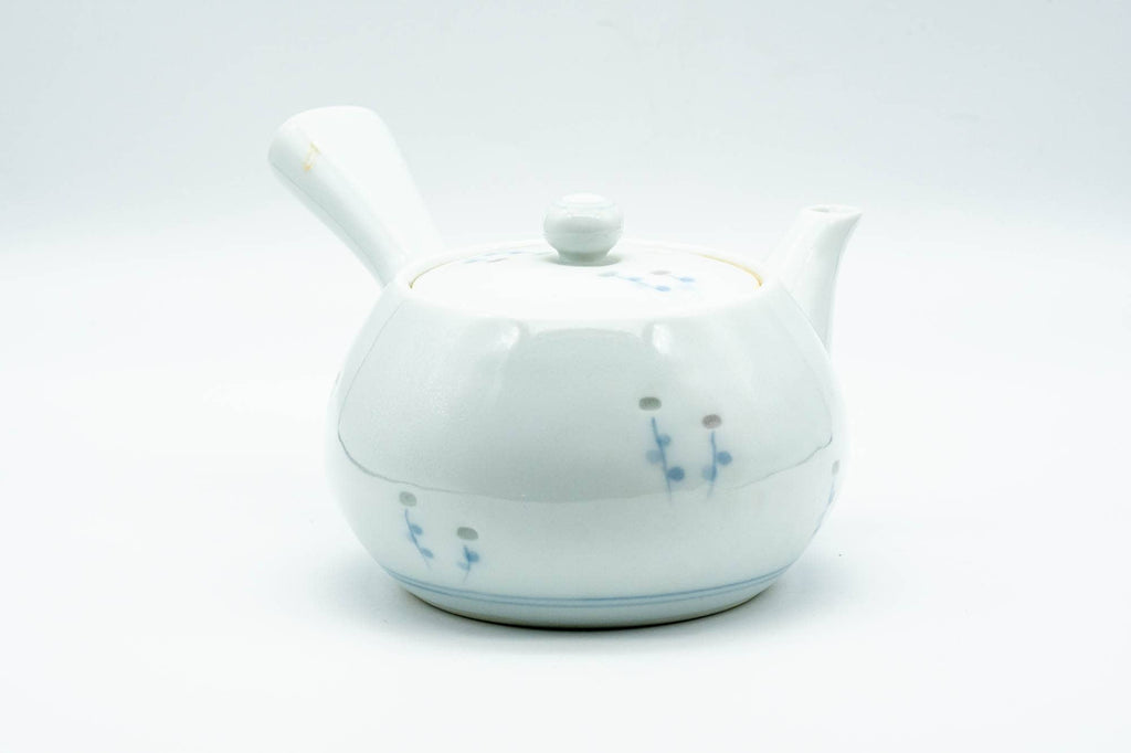 Japanese Kyusu - Floral White Porcelain Arita-yaki Debeso Teapot - 240ml