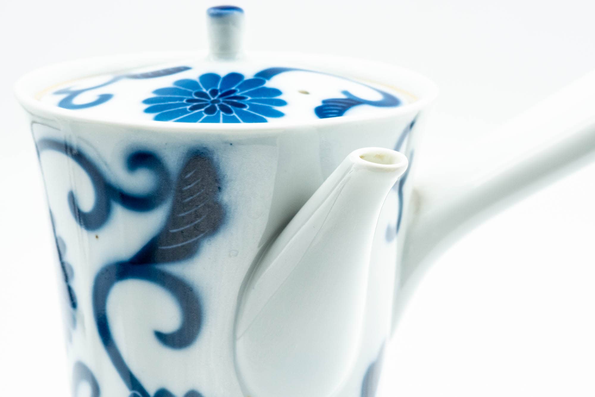 Japanese Kyusu - Blue Floral Arita-yaki Porcelain Debeso Teapot - 300ml