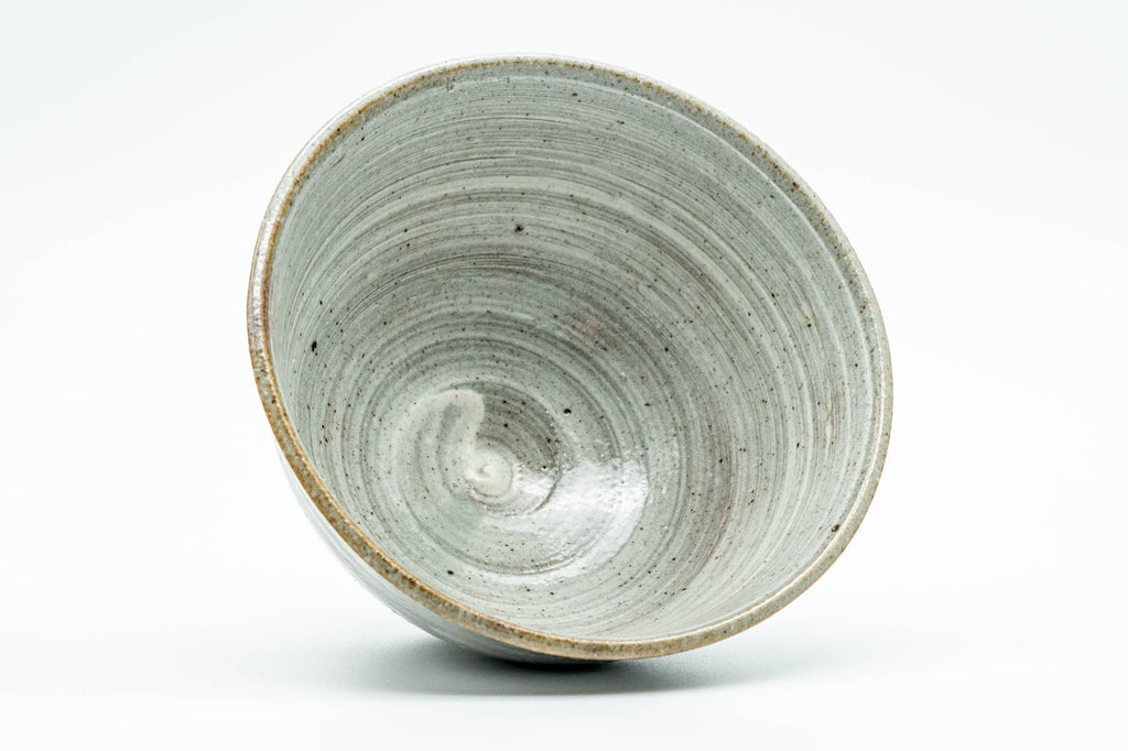 Japanese Matcha Bowl - Grey White Hakeme Textured Komogai-nari Chawan with Wooden Tomobako Box - 350ml