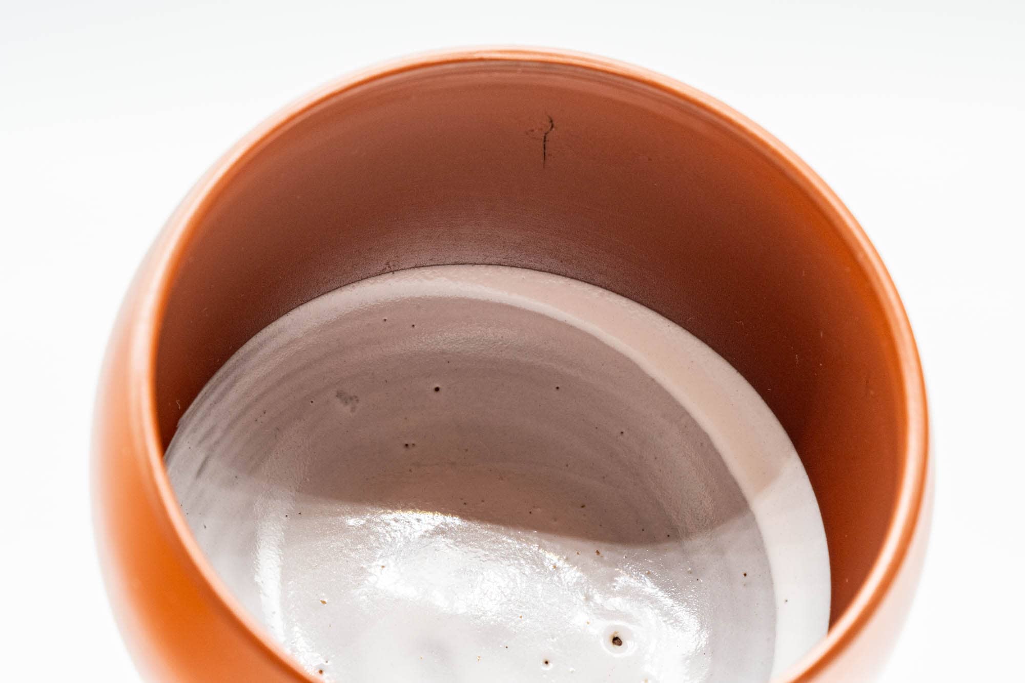 Japanese Teacups - Pair of Floral Engraved White Inner Glazed Tokoname-yaki Yunomi - 125ml