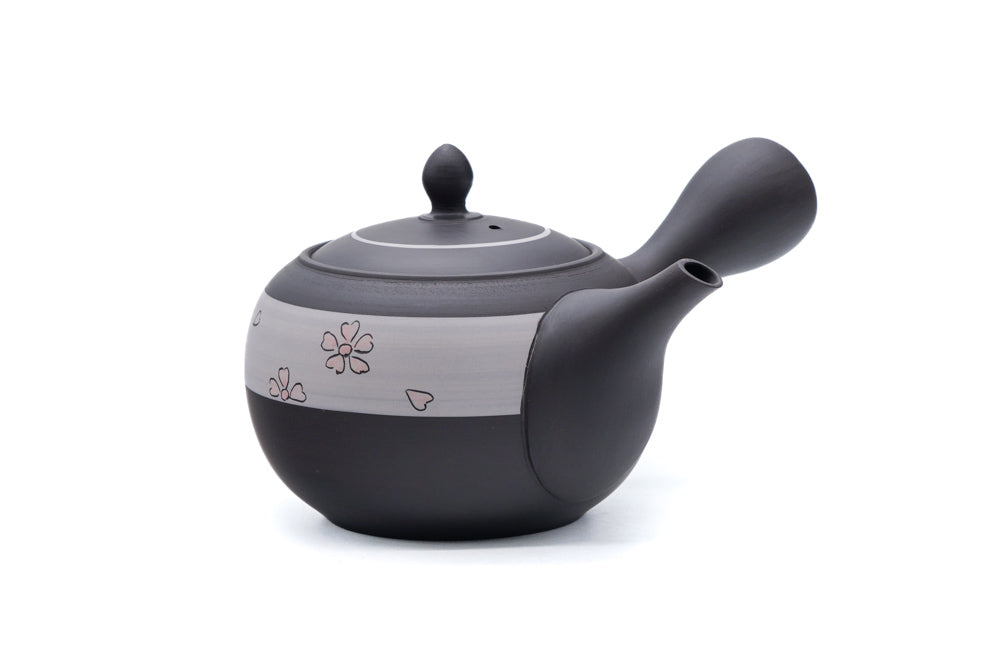 Large Sakura Tokoname Mesh Strainer Teapot - 540ml