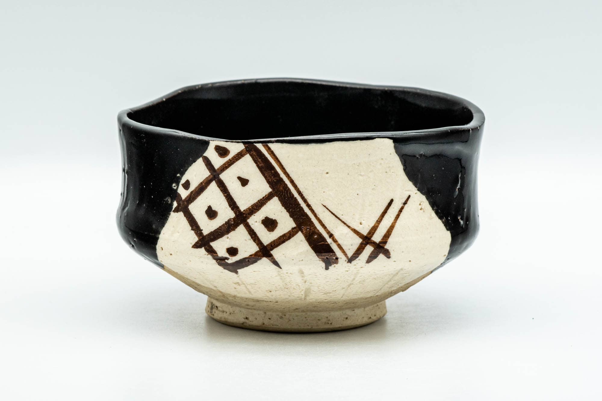 Japanese Matcha Bowl - Black Oribe-yaki Kutsu-gata Wabi-Sabi Chawan - 400ml