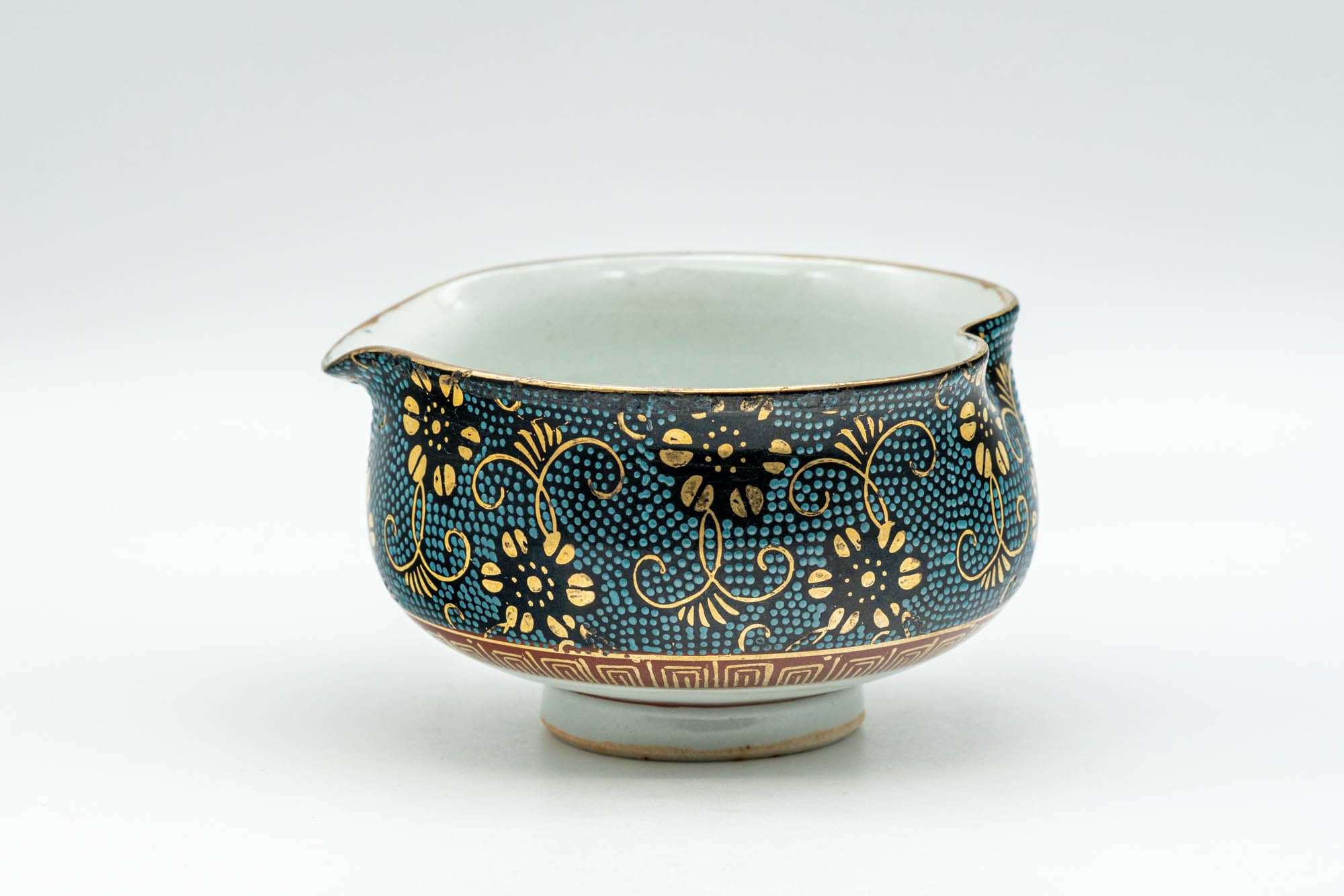 Japanese Katakuchi - 九谷焼 Floral Aochibu Heart-Shaped Kutani-yaki Porcelain Water Cooler - 100ml