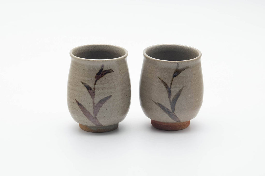Japanese Teacups - Pair of Long Grass Grey Glazed Karatsu-yaki Meoto Yunomi - 250ml