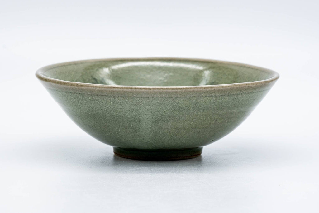 Japanese Matcha Bowl - Green Celadon Hira-gata Chawan - 150ml