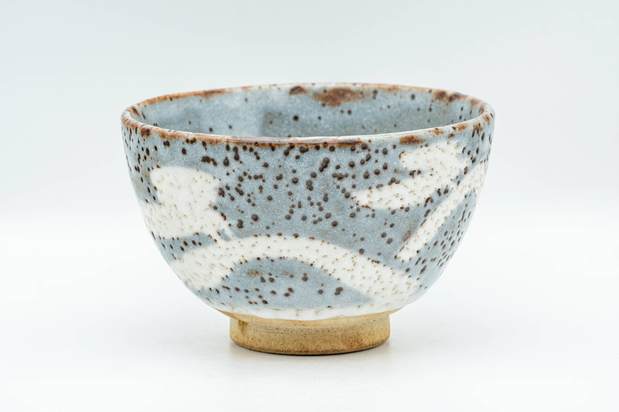 Japanese Matcha Bowl - Blue White Shino Glazed Sugi-nari Chawan - 350ml